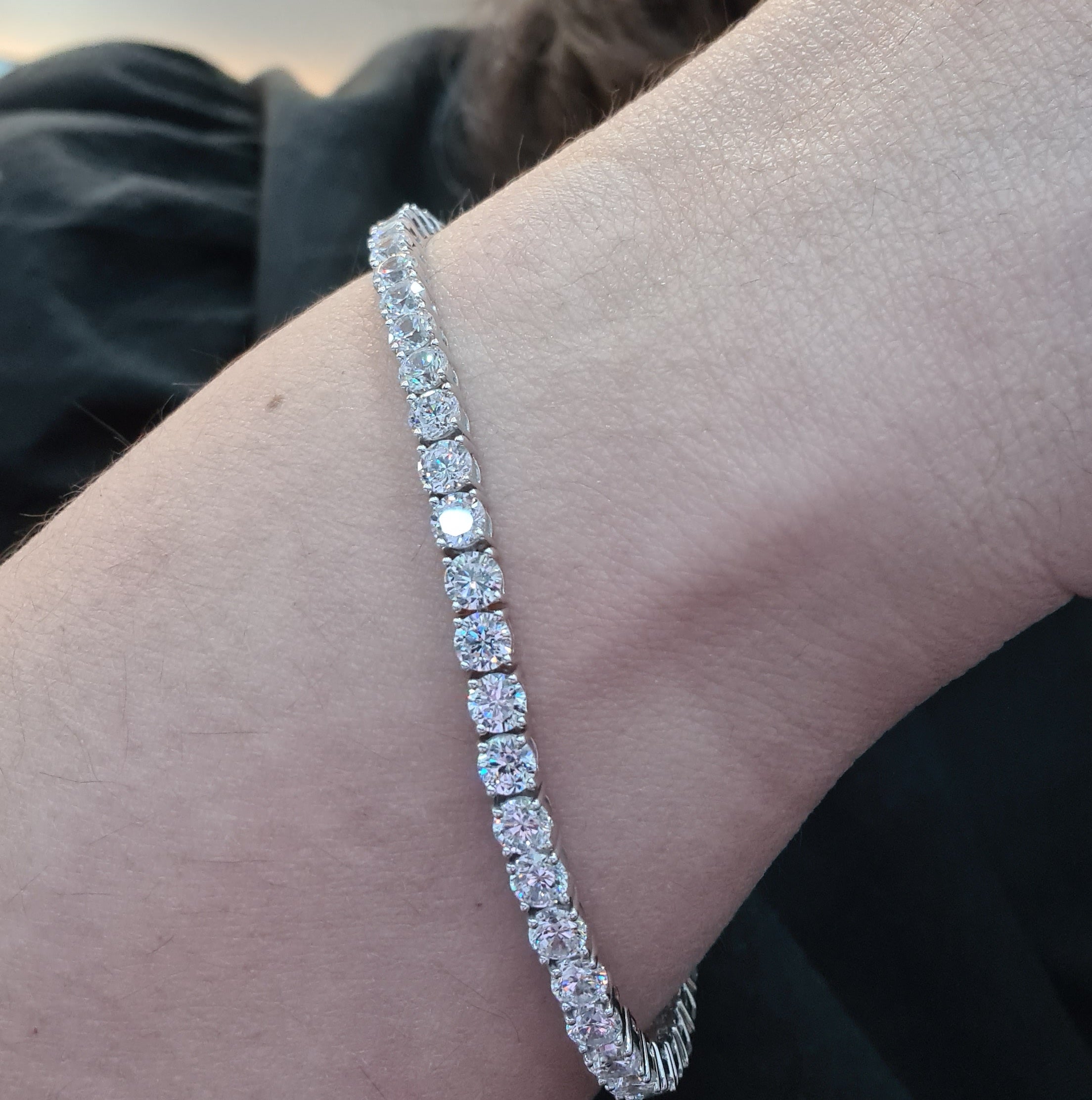 0.17 carats Four Prongs Tennis Bracelet