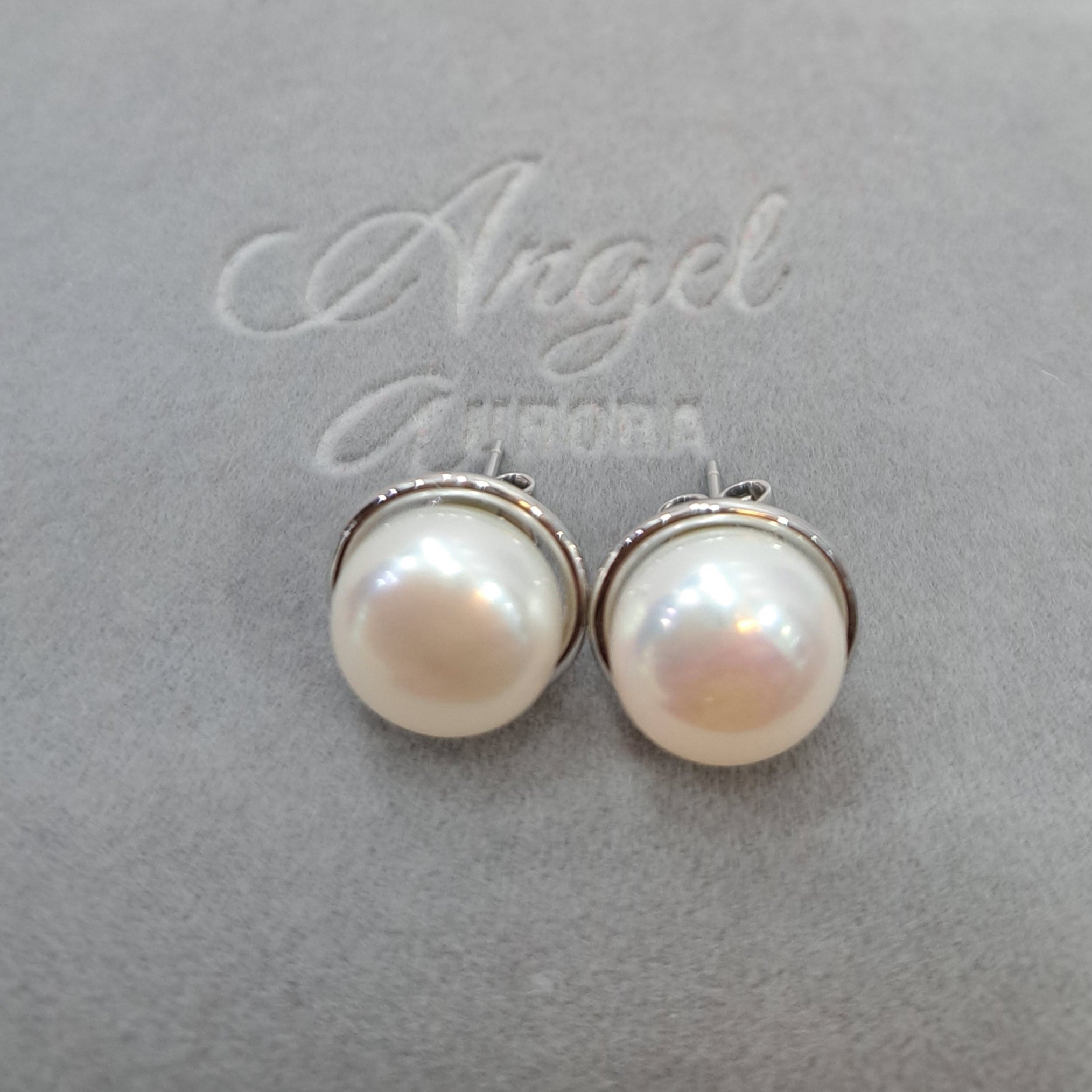 Modern Bezel Pearl Earrings