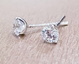 0.30 carats Diamond Simulants 3 Claws Solitaire Earring