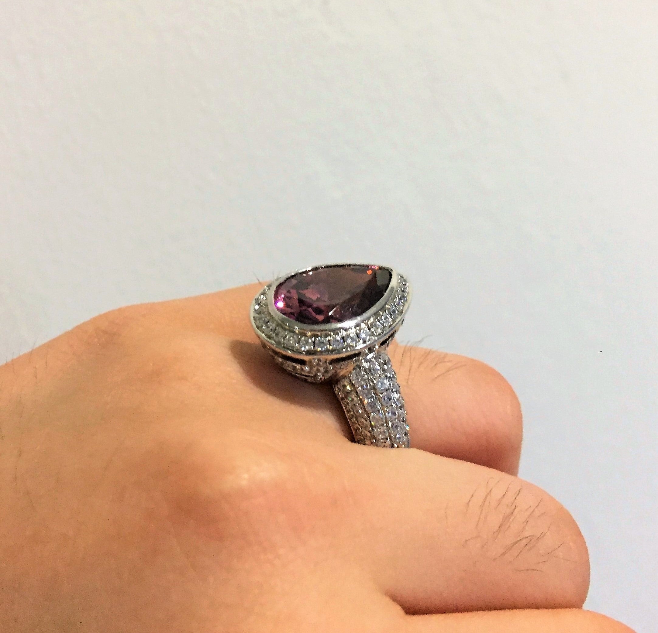 Elegant Stunning Rose Diamond Simulants Ring