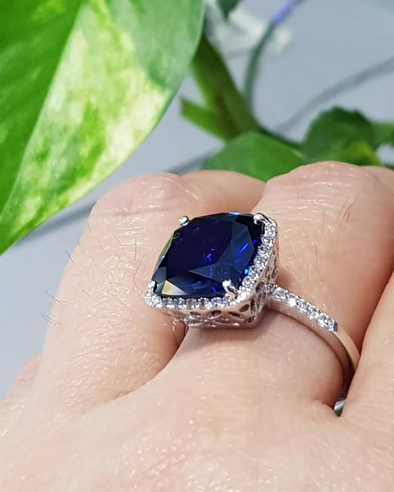 Glamorous Sapphire Ring