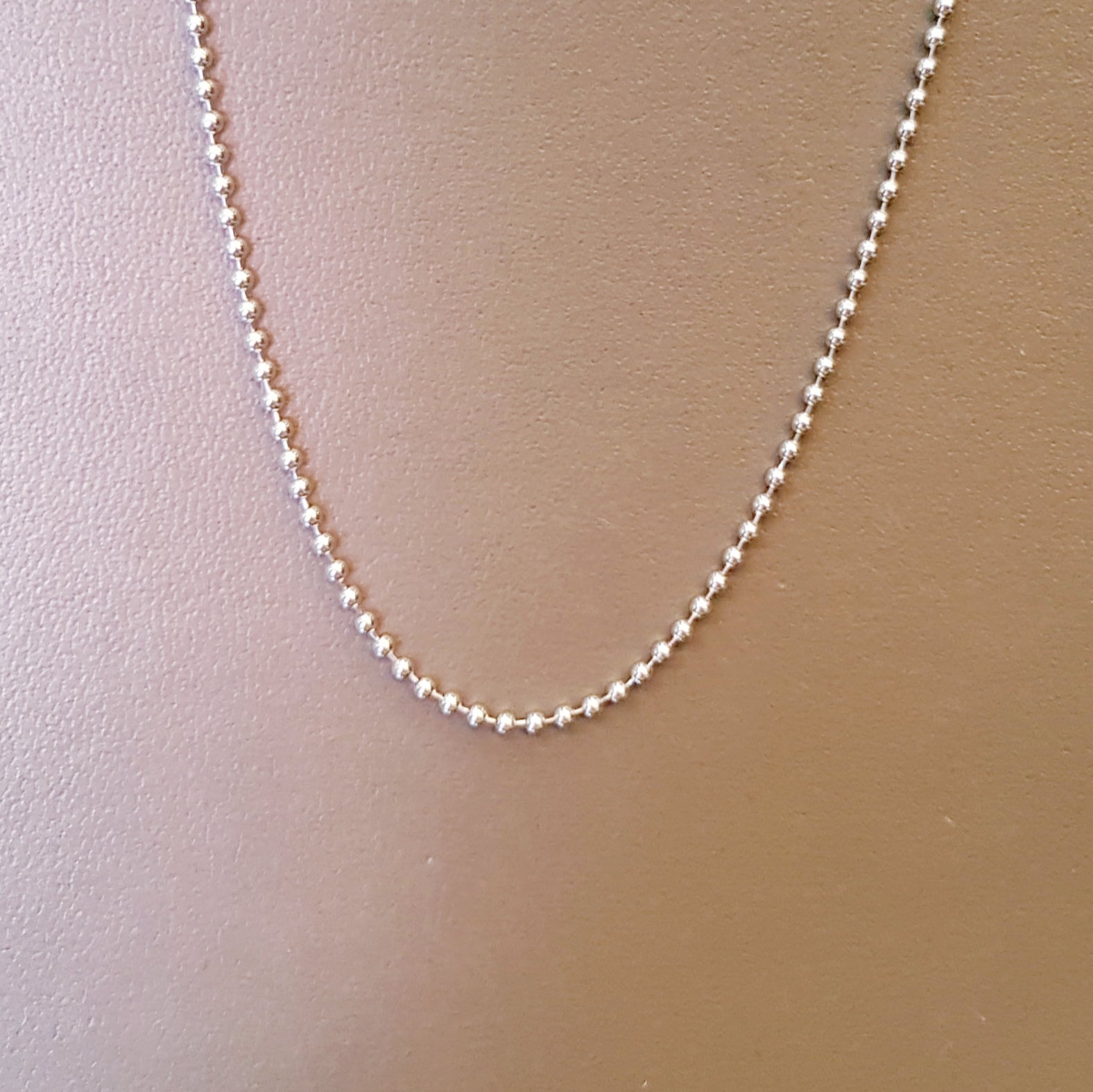 Beads Whitegold Chain