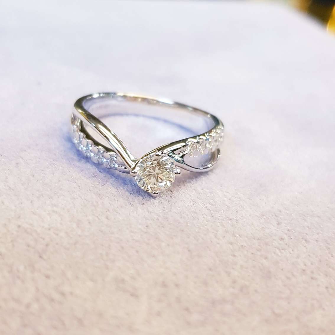 18k White Gold Twisted Halo Diamond Engagement Ring