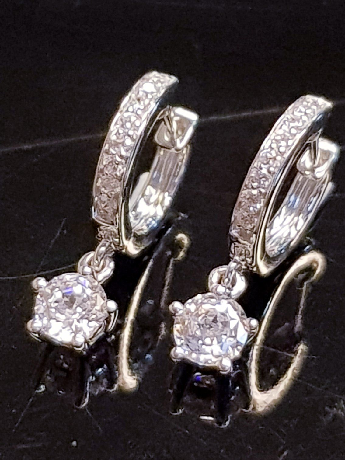 0.63 Carats Centauri Star Scintilli Earrings