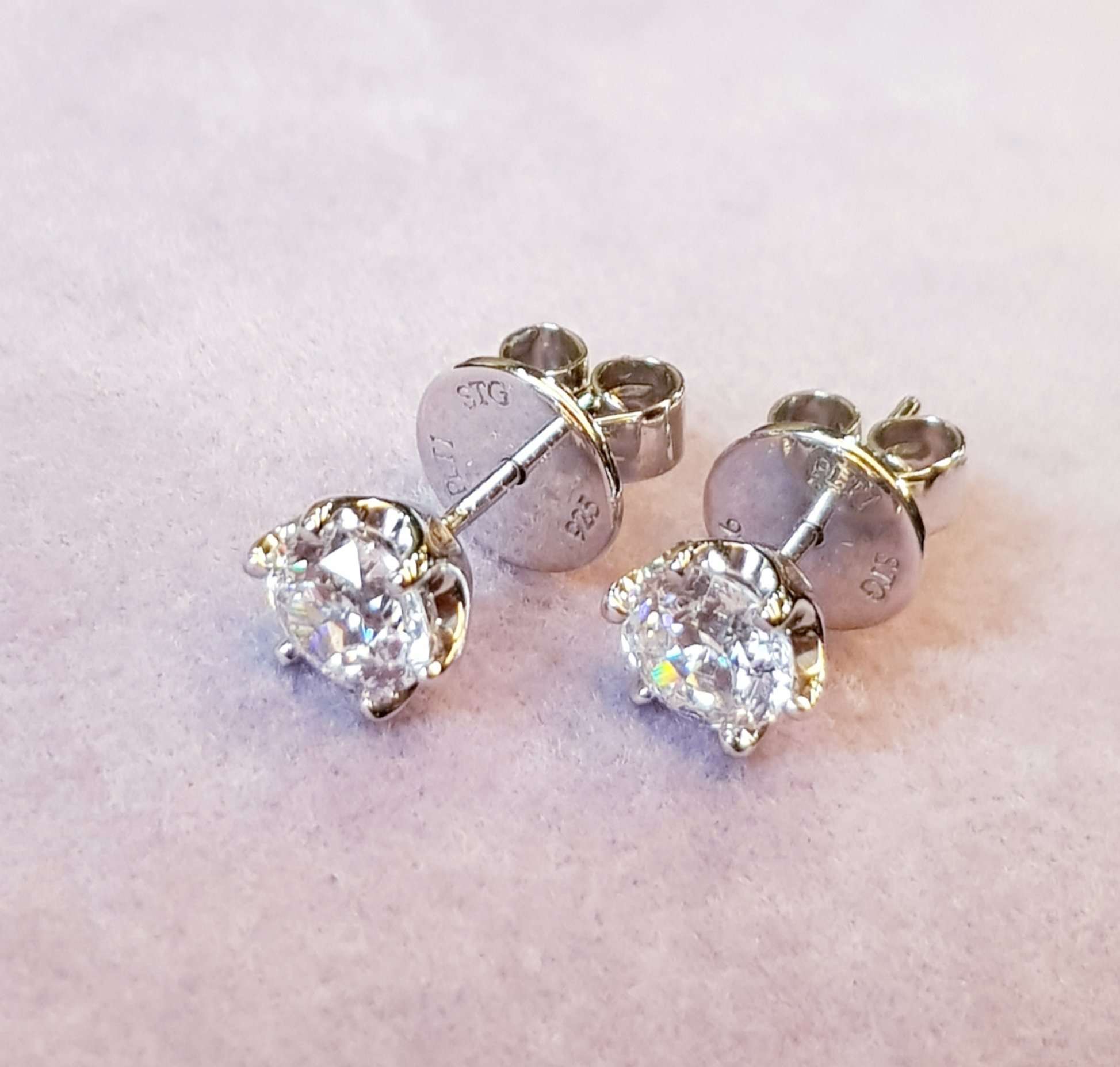 75 carats Solitaire Earrings