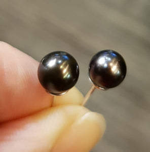 Pearl Studs