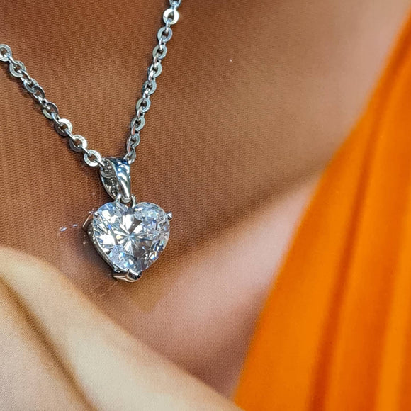 Heart shape Solitaire Simulated diamond Pendant
