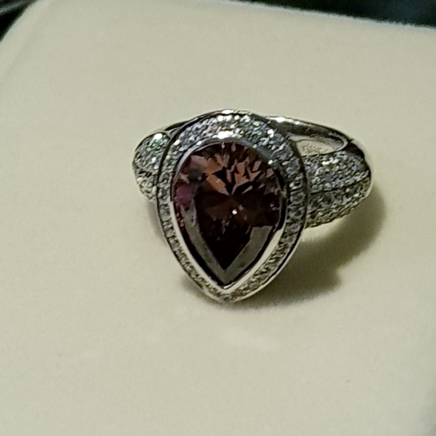 Elegant Stunning Rose Diamond Simulants Ring