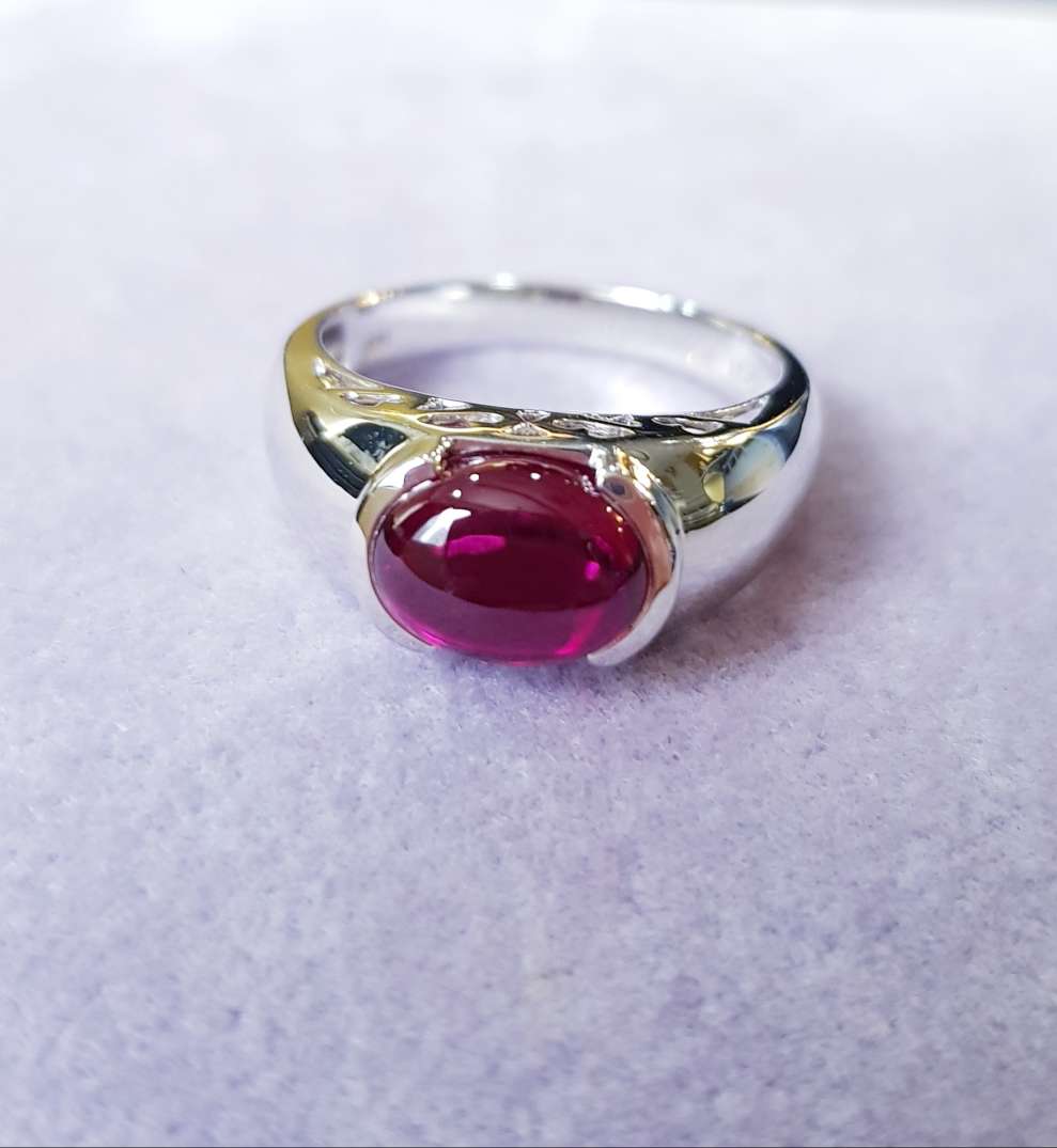 Cabochon Ruby Ring