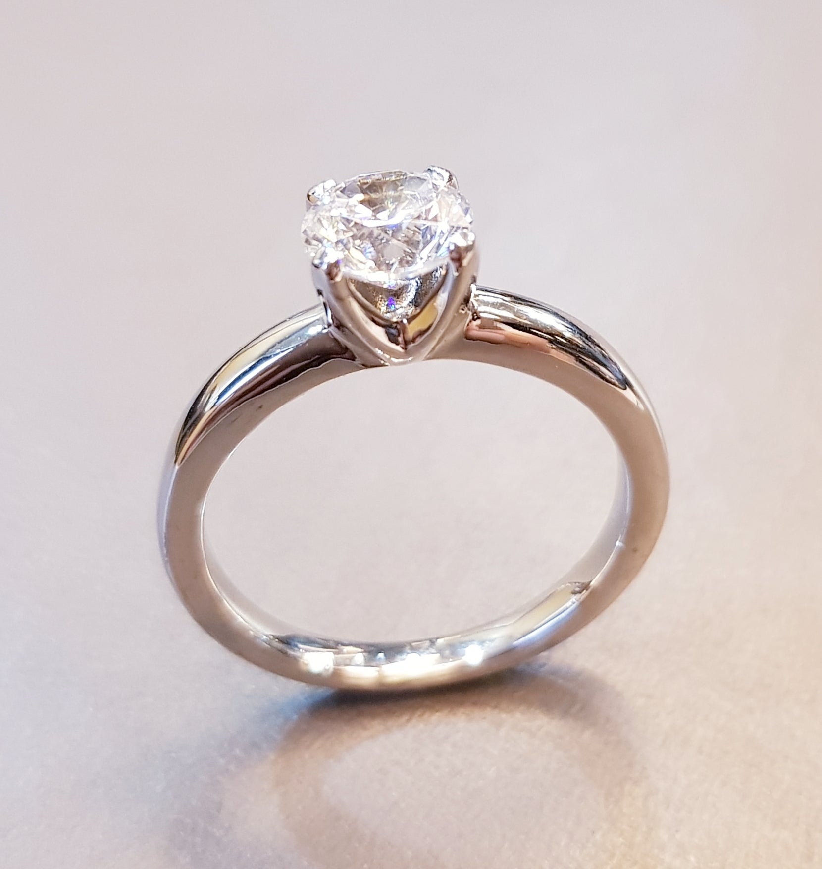 0.85ct Diamond Simulants Engagement Ring