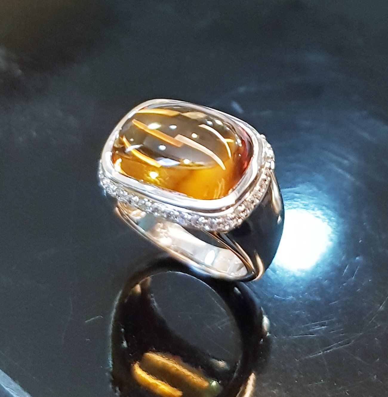 Cabochon Citrine Ring