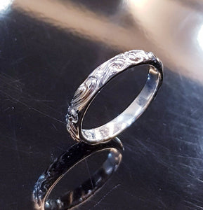 4 mm Glossy with Design Wedding band