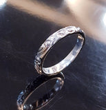 4 mm Glossy with Design Wedding band