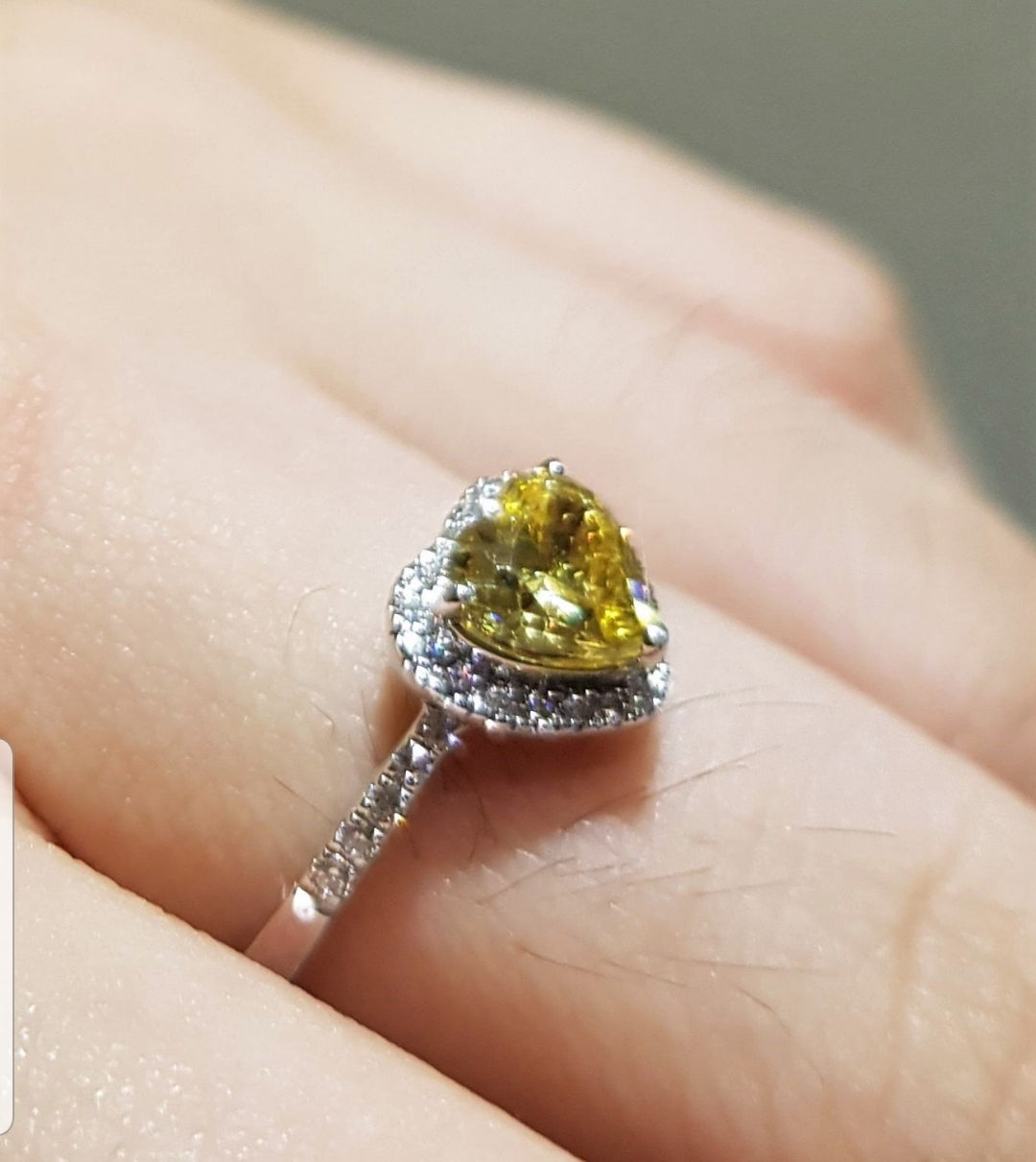 Halo Heart shape canary Ring