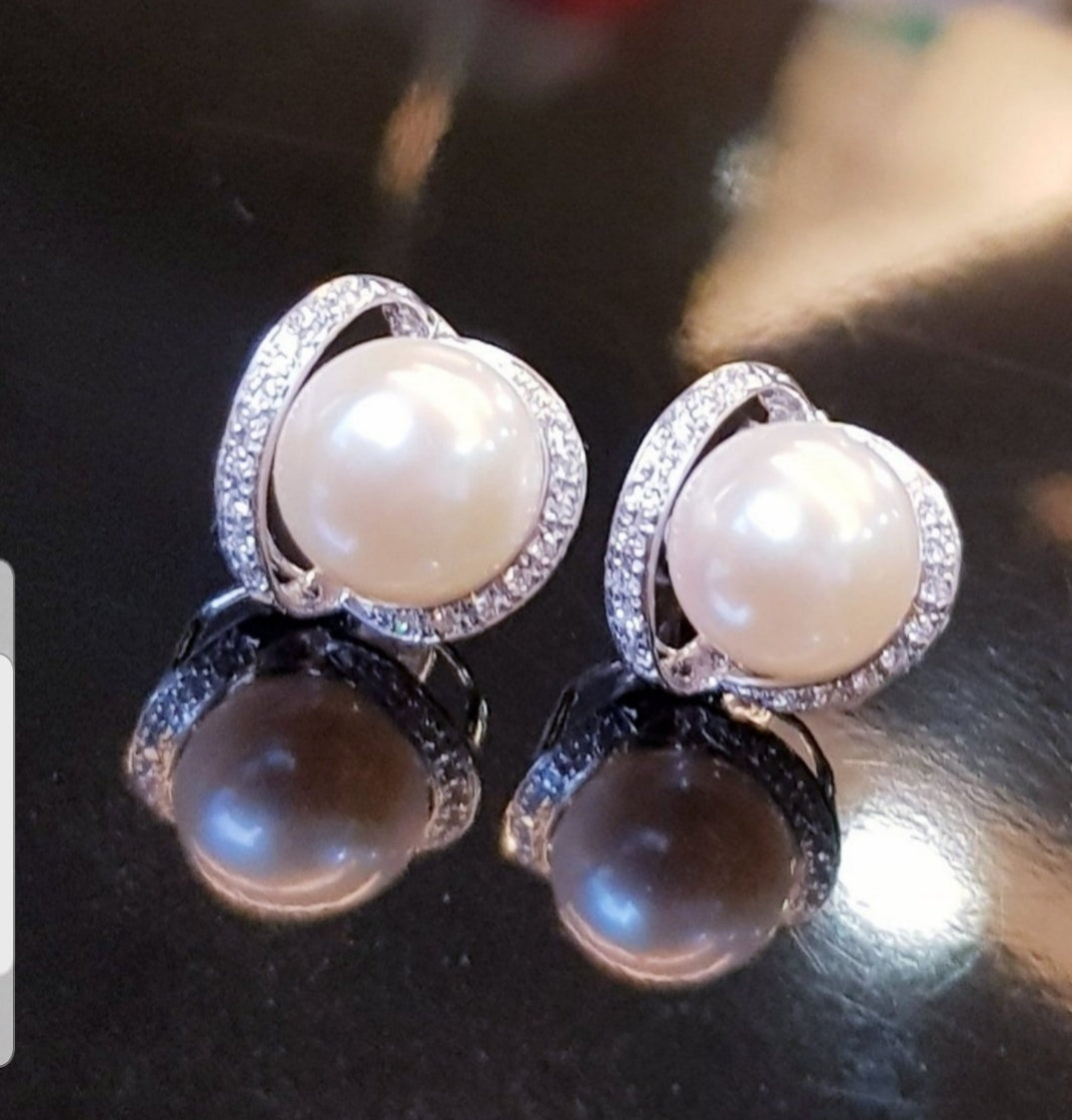 Elegant Pearl Earrings