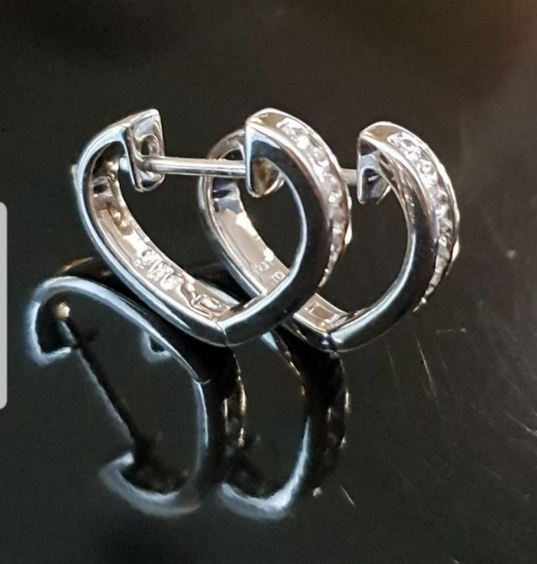 Unique Heart Shape Hoop Earring