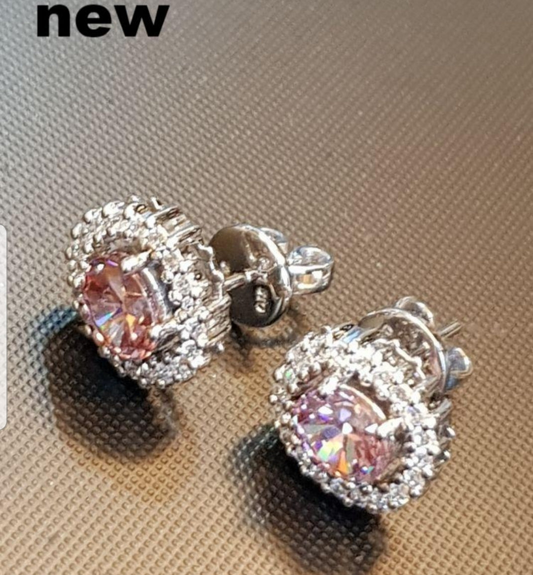 Halo Oval Morganite Earring