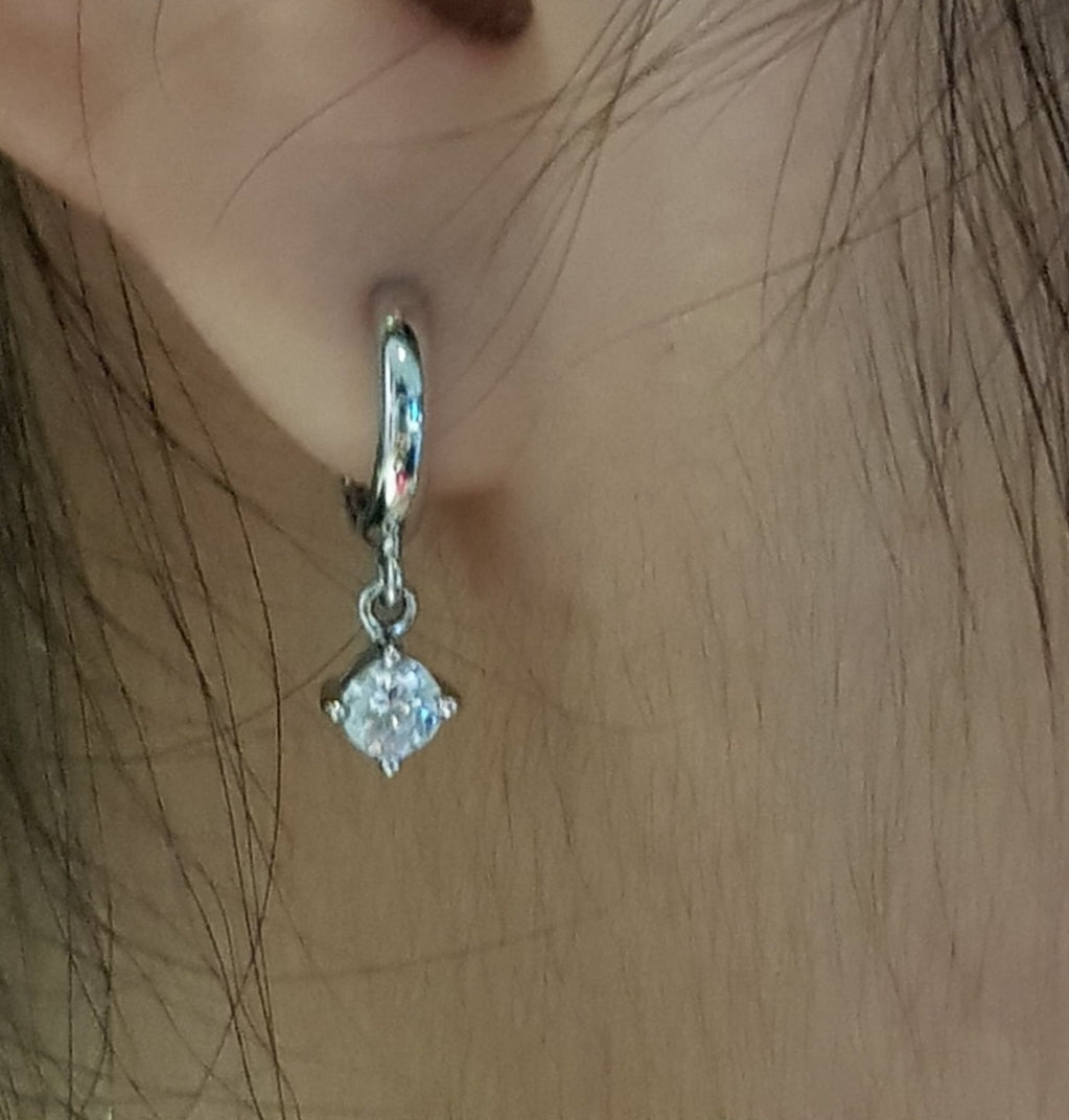 Dainty Dangling Earrings