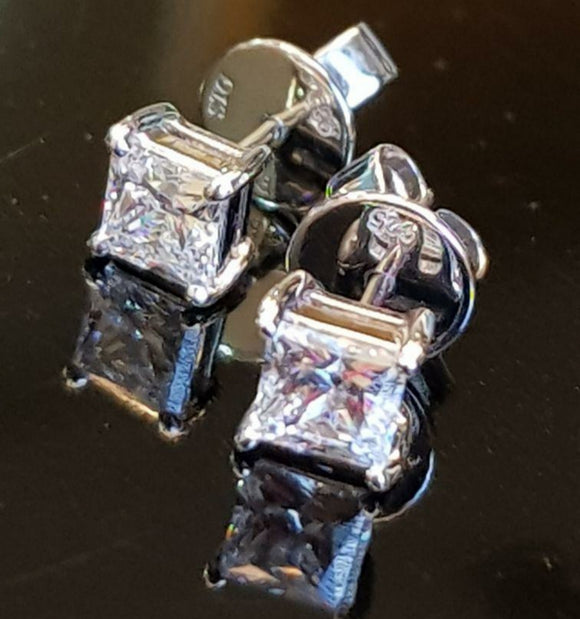 1.00 carats Princess Cut Scintilli  Earring