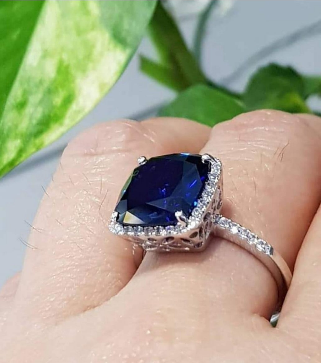 Glamorous Sapphire Ring