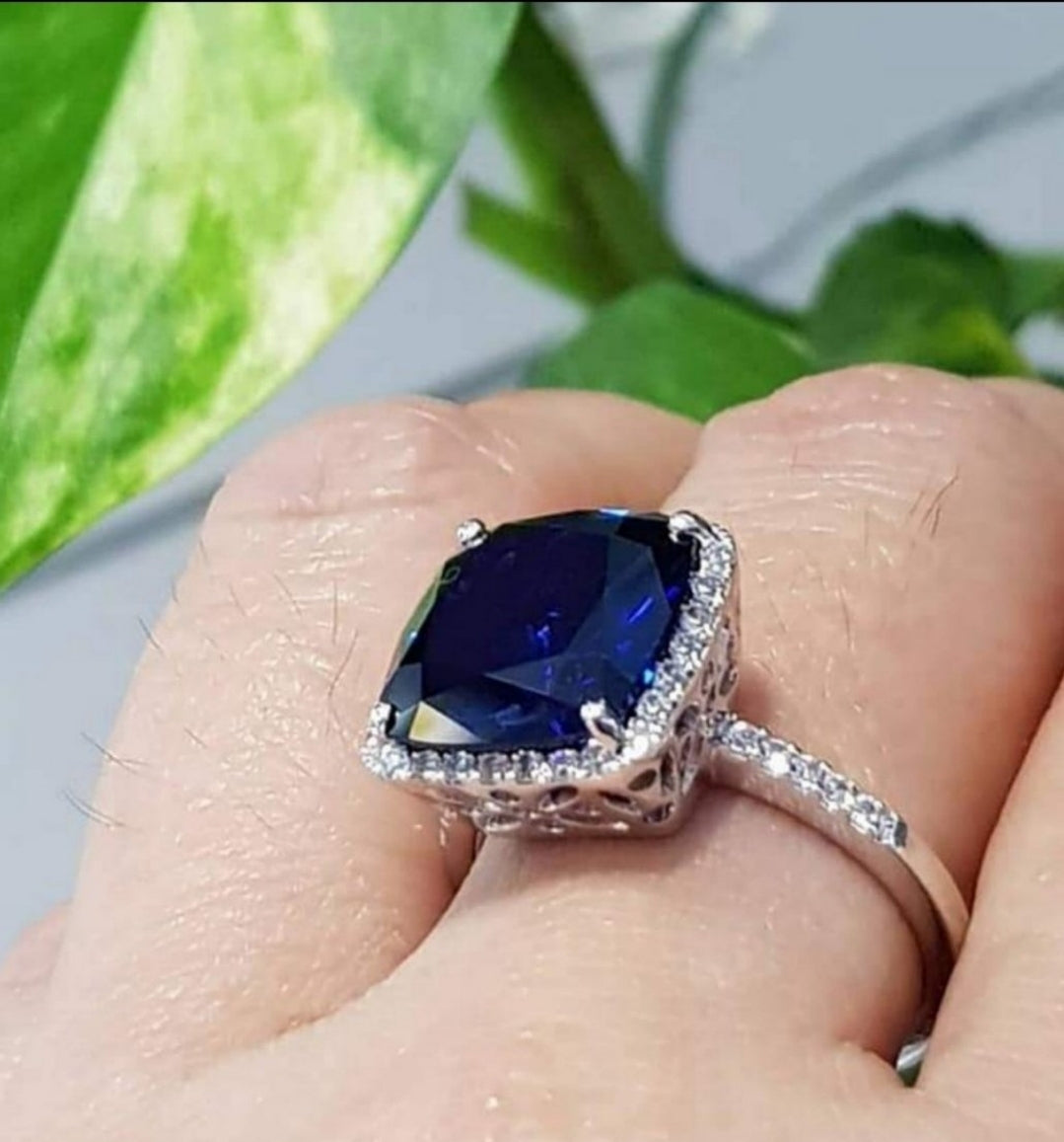 Glamorous Sapphire Ring