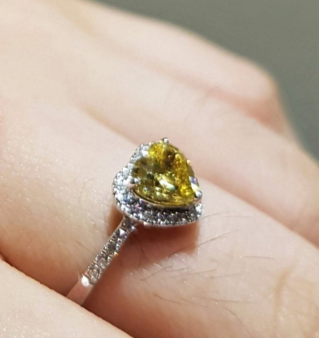 Halo Heart shape canary Ring