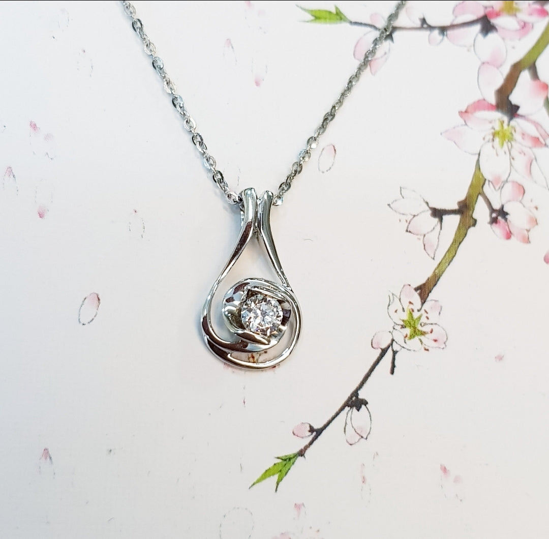 Rose Scintilli Pendant