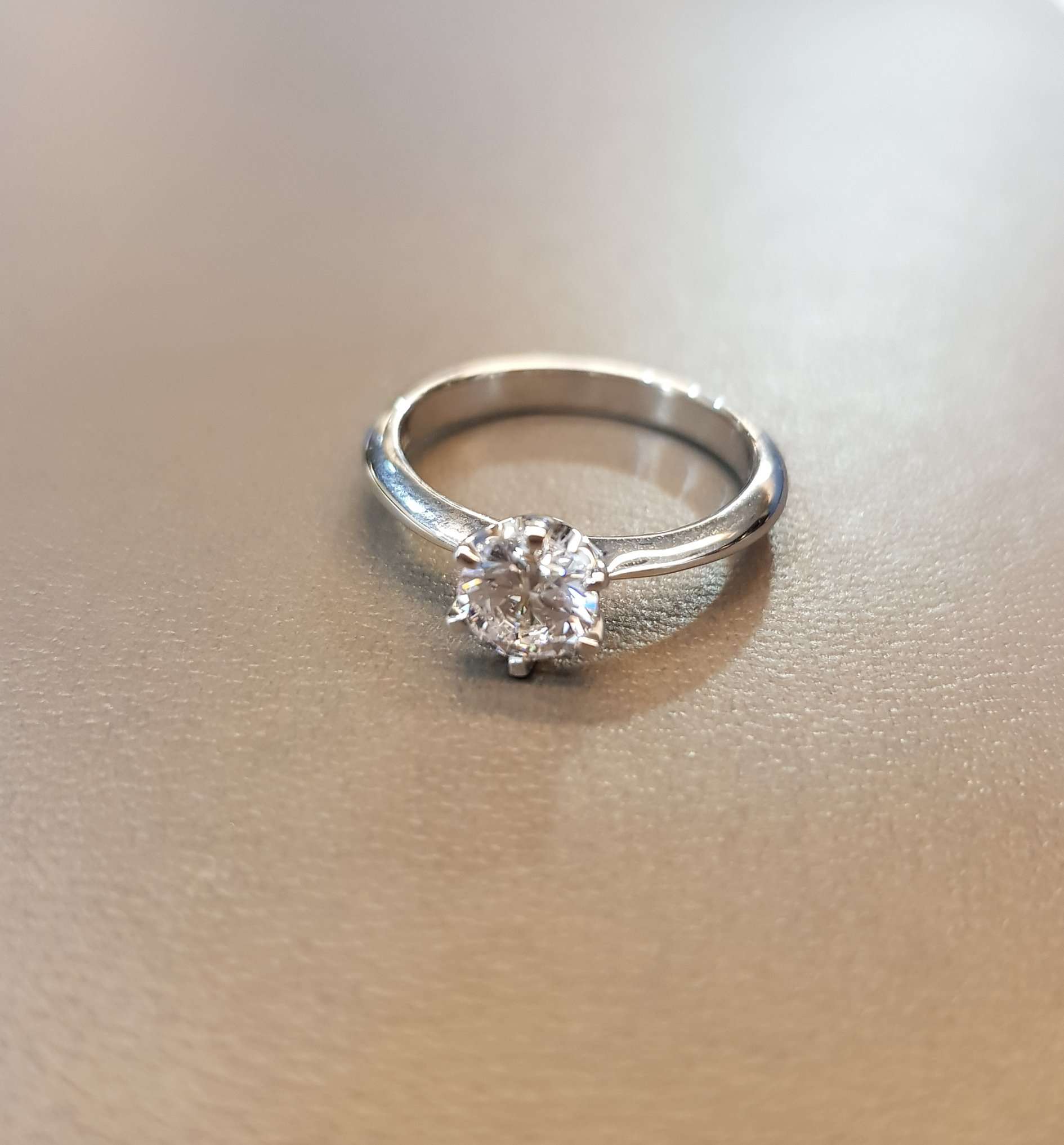0.63 carats Engagement Ring