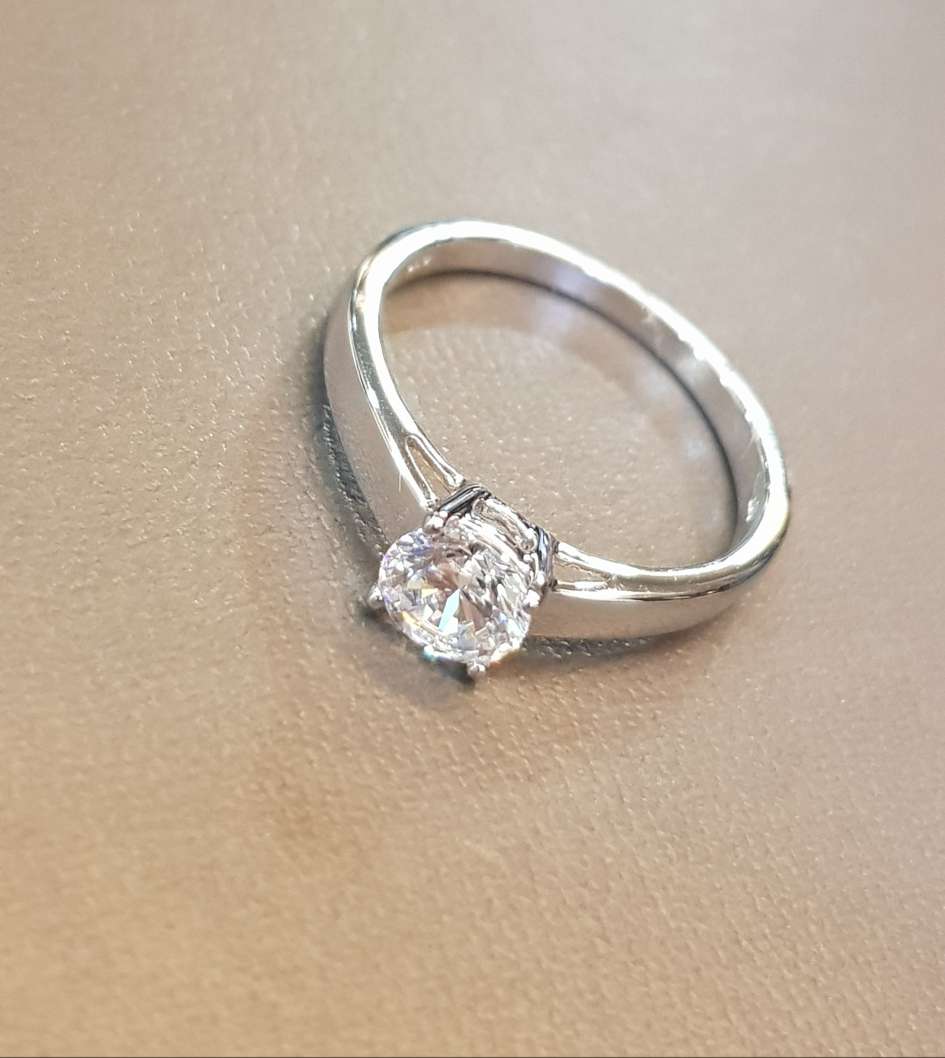 Four Prongs Solitaire Ring