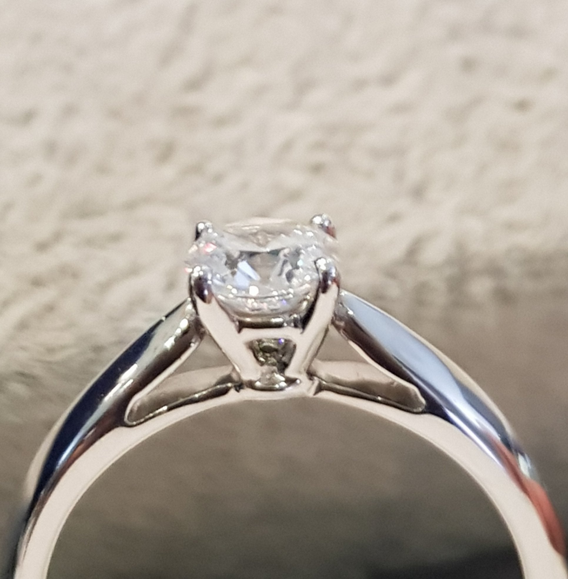0.63 carats Ribbon Engagement Ring