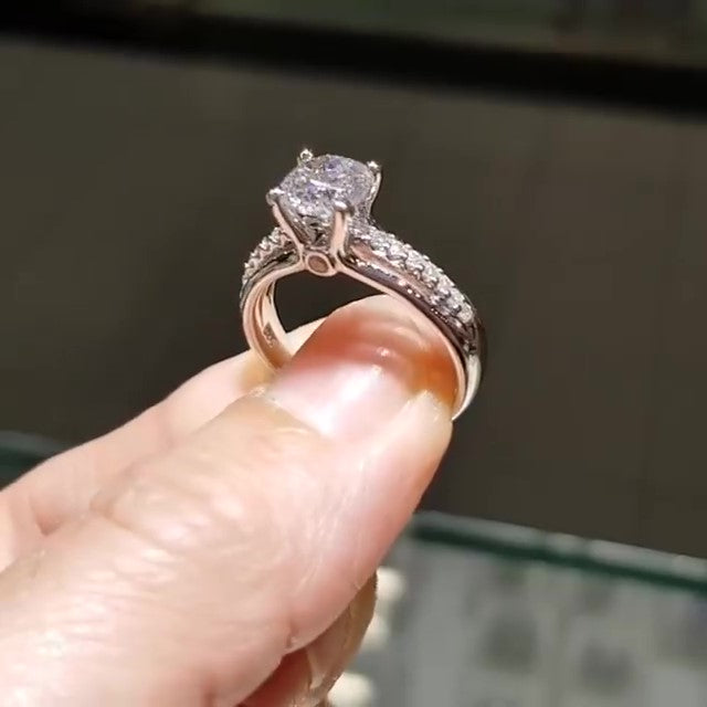 Scintilli Engagment Ring