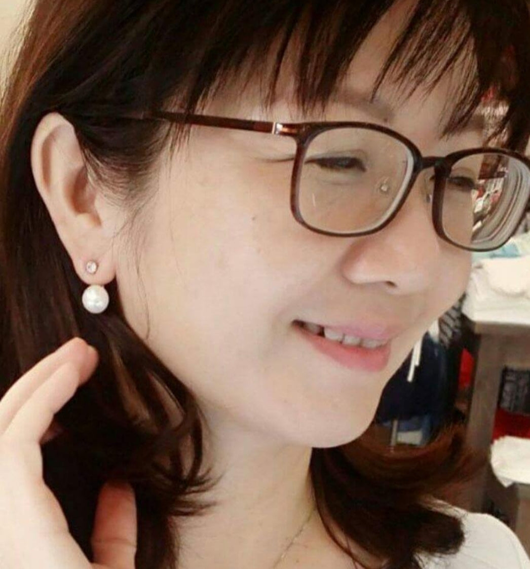 Fashionable Tassel Pearl Earrings